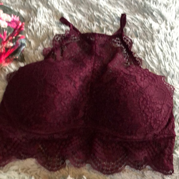 Tops - Picture 2 of 6